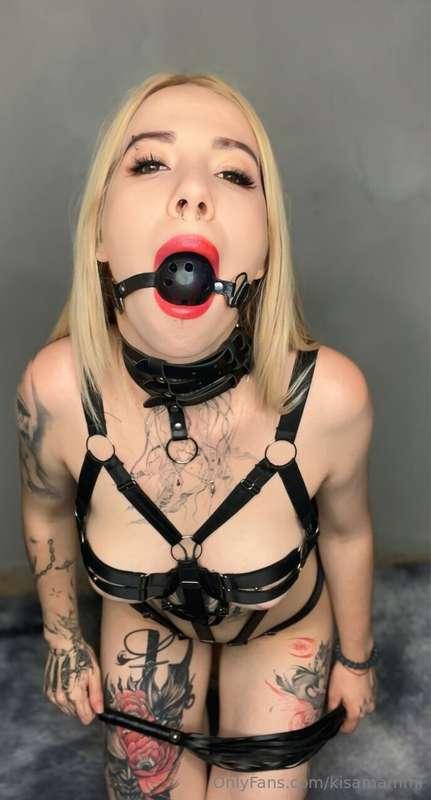 𝗜’𝗠 𝗔𝗟𝗥𝗘𝗔𝗗𝗬 𝗡𝗔𝗞𝗘𝗗 𝗜𝗡 𝗠𝗬 𝗠𝗜𝗡𝗗… 𝗬𝗢𝗨 𝗖𝗢𝗠𝗜𝗡𝗚? 😈🫦I’m touching… bu..