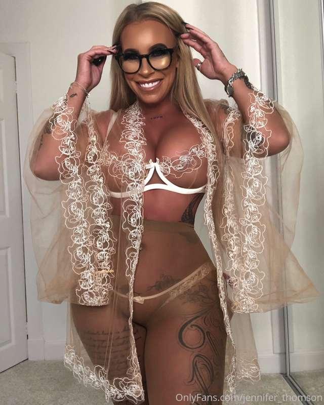 Good morning!! Do you like my lingerie today??