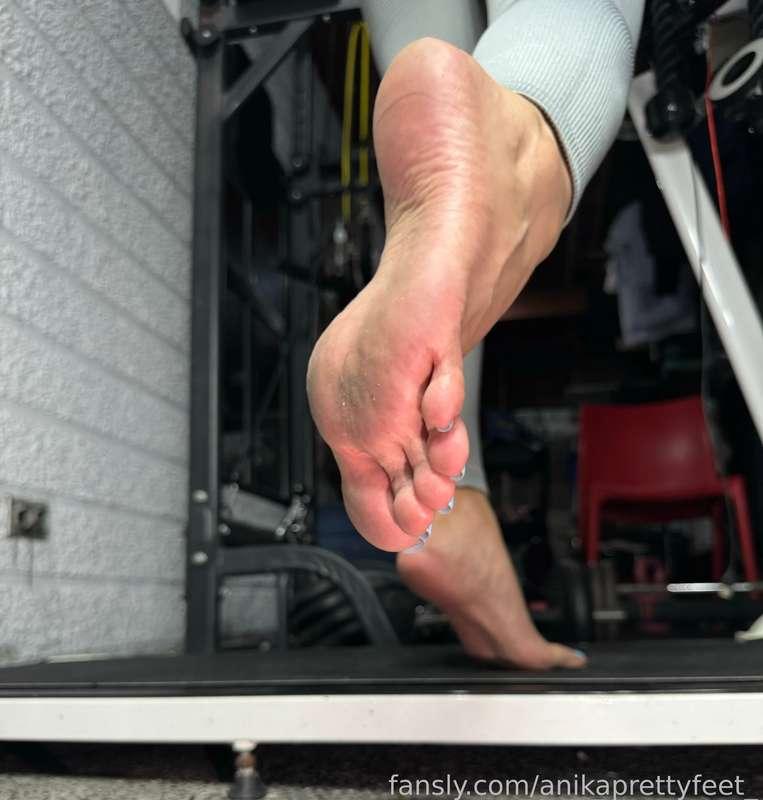 anikaprettyfeet_ image #28
