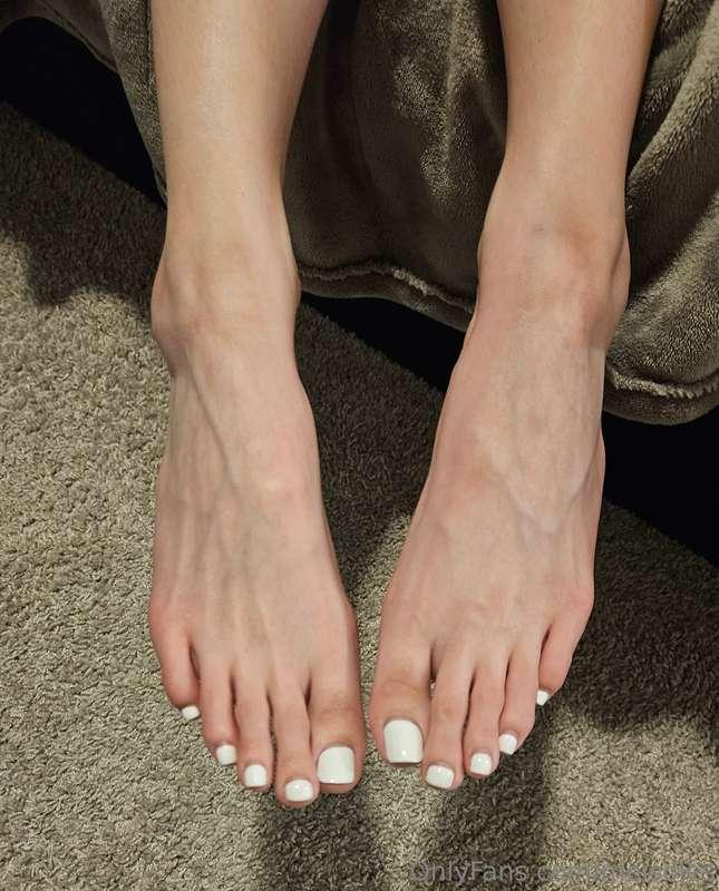 It's toesday!