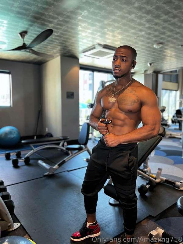 is my muscles distracting you?