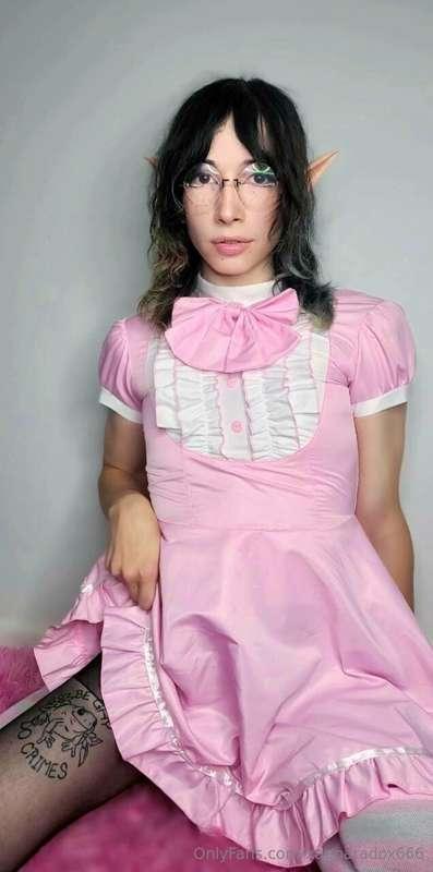 tb to my goth elf set!