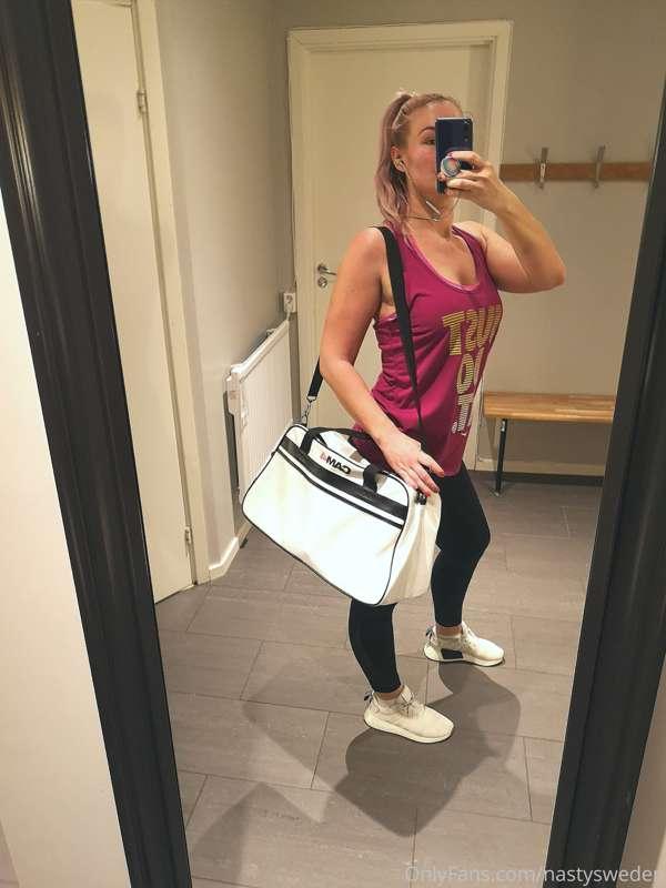 Love to sweat at the gym 💦 Hope you have a good sunday😍