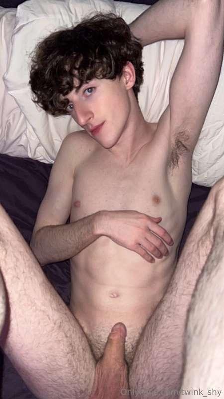 twink_shy image #0