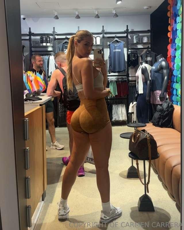 Hi 🍑 
