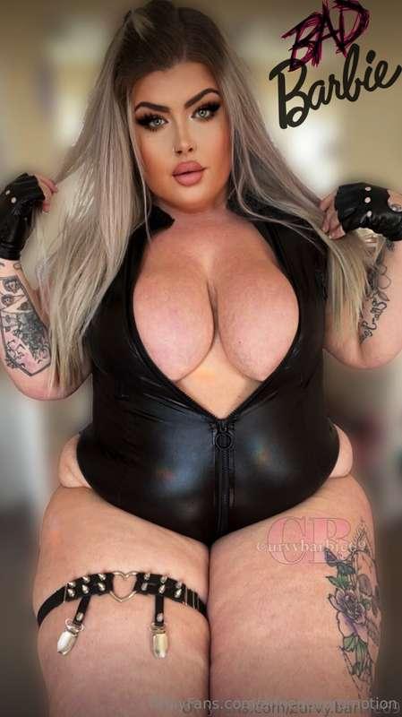 **Subscribe to ➡️ @curvy.barbie69**  𝐁𝐥𝐨𝐧𝐝𝐞, 𝐁𝐫𝐢𝐭𝐢𝐬𝐡 𝐁𝐁𝐖 🩷 S..