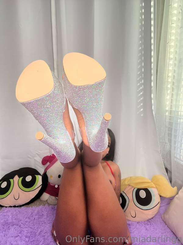 Fuck me in my high heels 😈 💥
