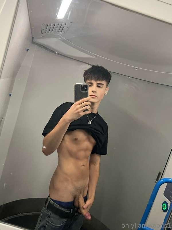horny on the train 😈