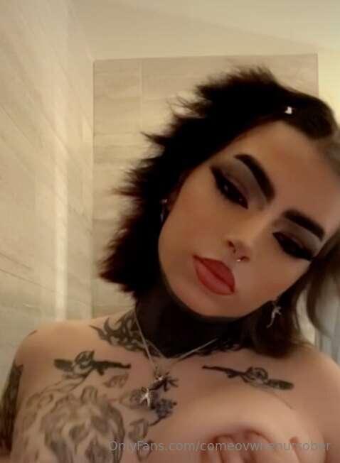just when i didnt think this pussy could get any tighter... ..