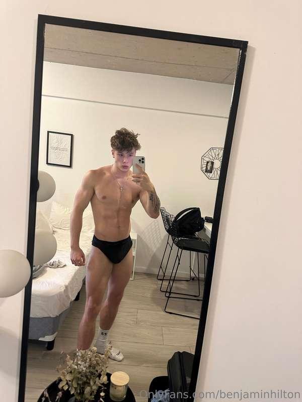 just after Leg and 🍑 workout  Still sweaty 🥵