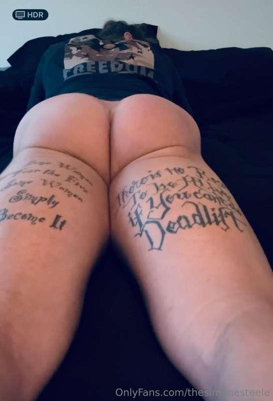 Saturdays are for Squats 🙌🏻 Have an Awesome Day 🤩
