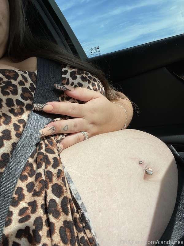 Getting too fat for the car 🐖