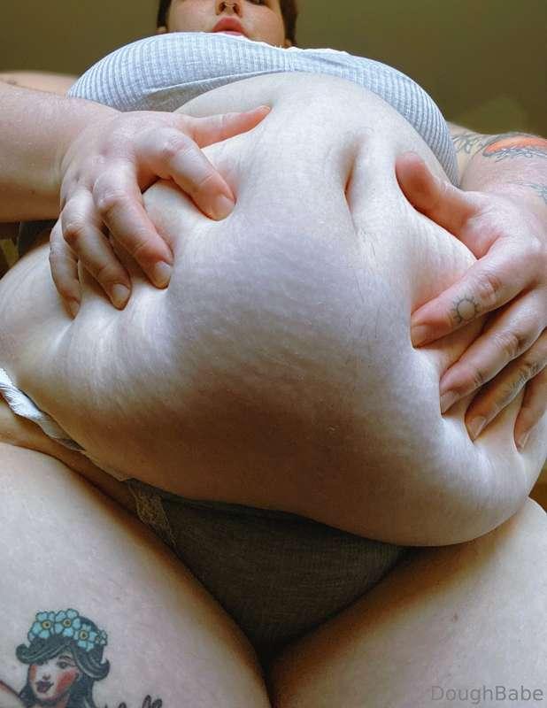 doughbabebbw image #0