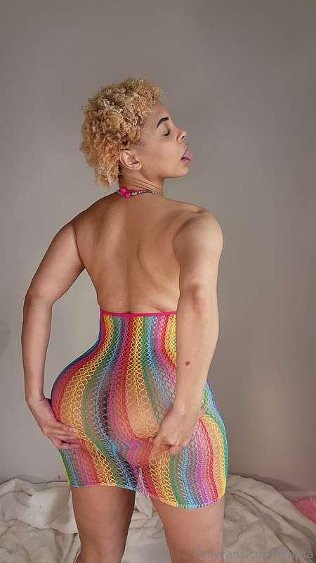 I don’t need luck... I have curves 🍀🍑