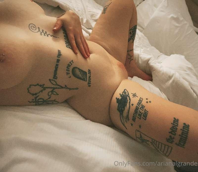i wish i’d woken up with a tongue on my clit