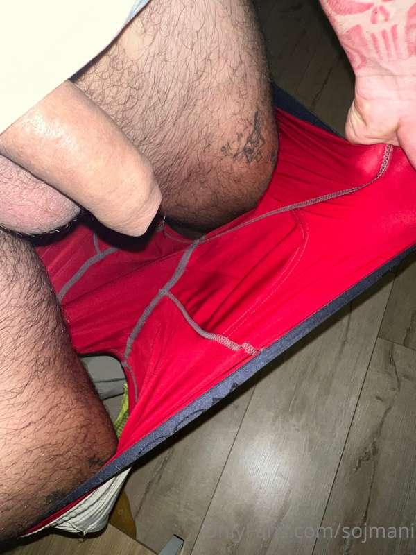 Guys if you ever wanna buy some
Hot gym worn underwear, DM m..