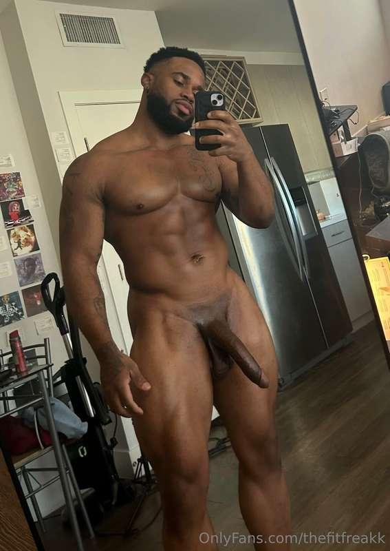I gotta package for u 🥵🍆