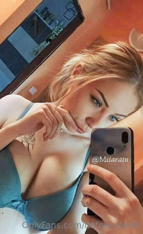 ɪ'ᴍ @miiarain ʙʟᴏɴᴅᴇ, ɢʀᴇᴇɴ ᴇʏᴇꜱ, ᴘᴇʀꜰᴇᴄᴛ ᴛɪɢʜᴛ ʙᴏᴅʏ ᴀɴᴅ ᴘɪɴ..