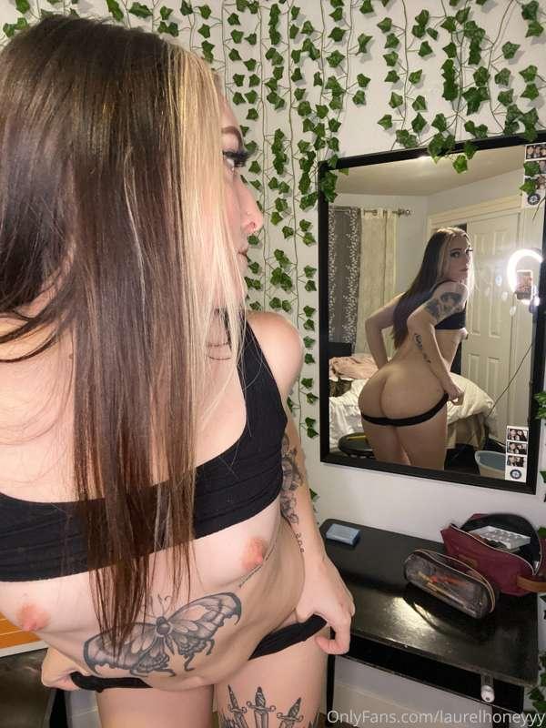 I love to watch myself undress imagining it from your point ..
