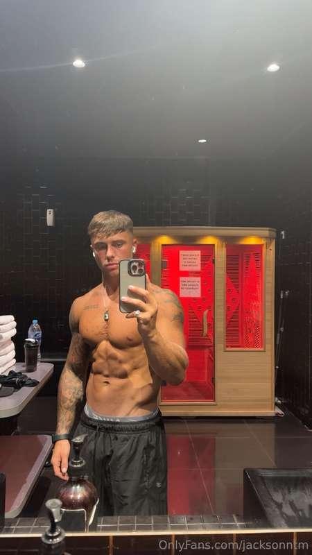 Online all night tonight you sexy lot🖤x