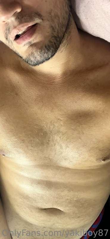 video of 10:34 minutes masturbating, my milk ends in my mout..