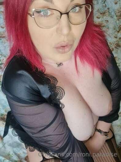 CUTIE BUSTY is the QUEEN of VIDEOCALLS @alicewetfree 😈 She l..