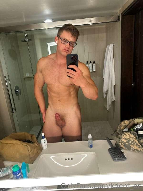 Front or Back?? or both?? I love to FUCK when getting fucked..