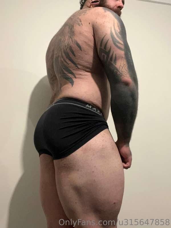 It’s time to eat. 😈