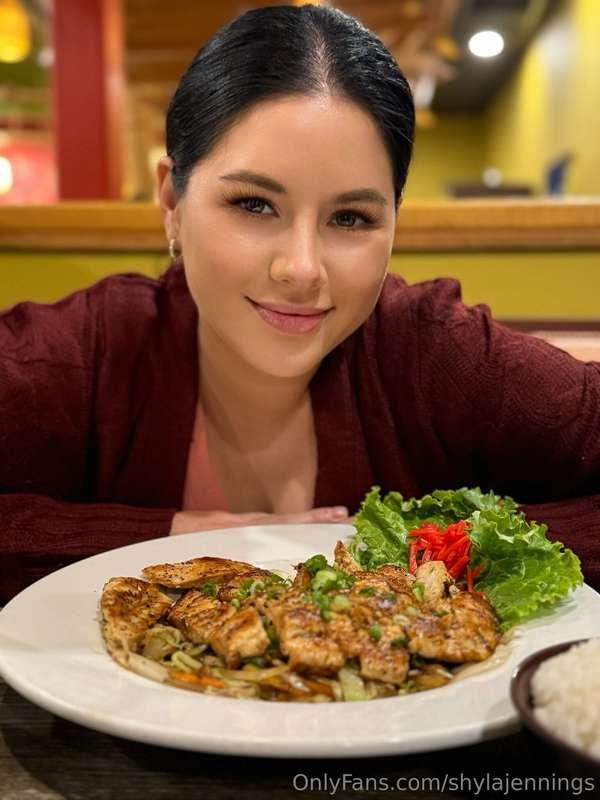 POV: You're on a date with me 😘