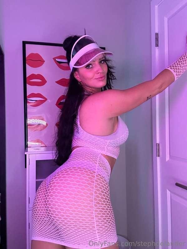 trying to mess with your focus... is it working? 🤭