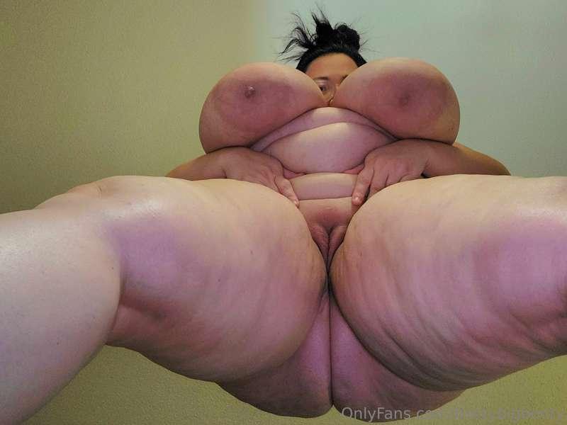 POV: you're lying on the floor... are you ready for me to ta..