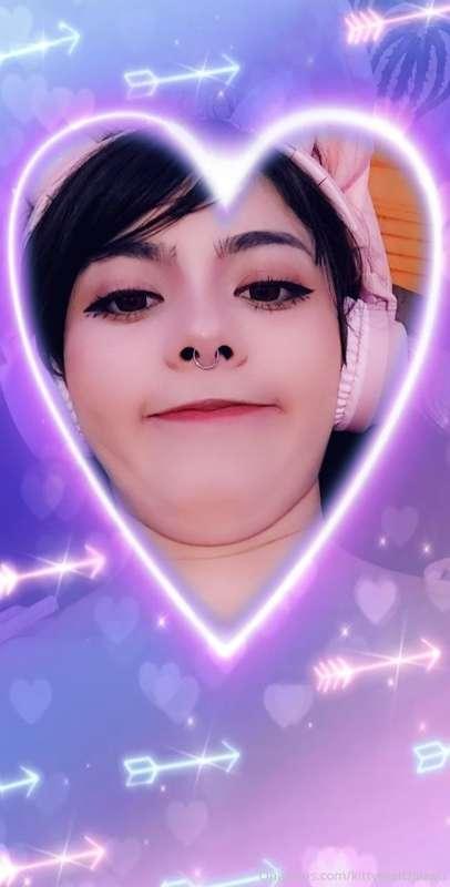 Wenas wenas UwU con orejitas de chik geimer.