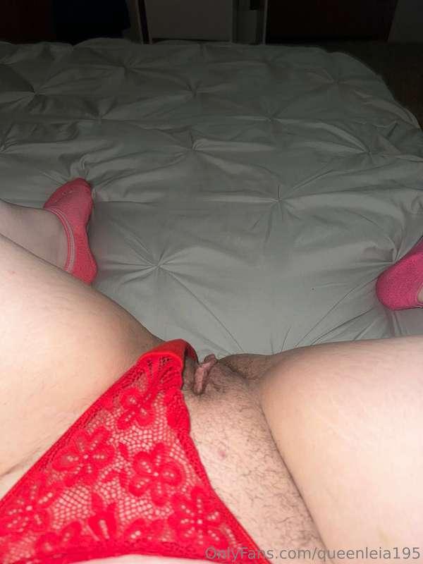 Who's going to take care of my pussy?🙈😈