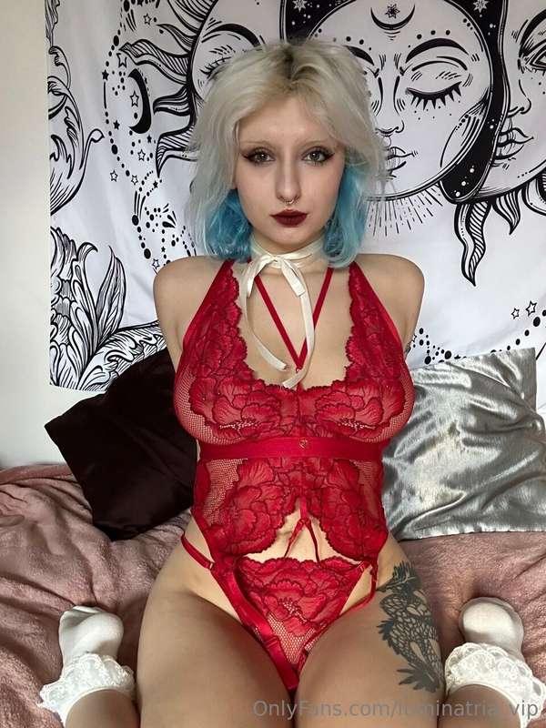 Do you want to have sexting with me wearing that lingerie?🍒🍒..