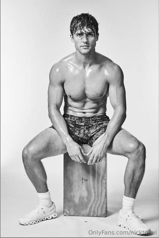 How’s my hair?

**Shot by Aydin Arjomand**

***Photoshoot Pr..