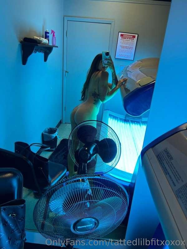 Fun fact: nipple rings do not get hot in the tanning beds 🤪
