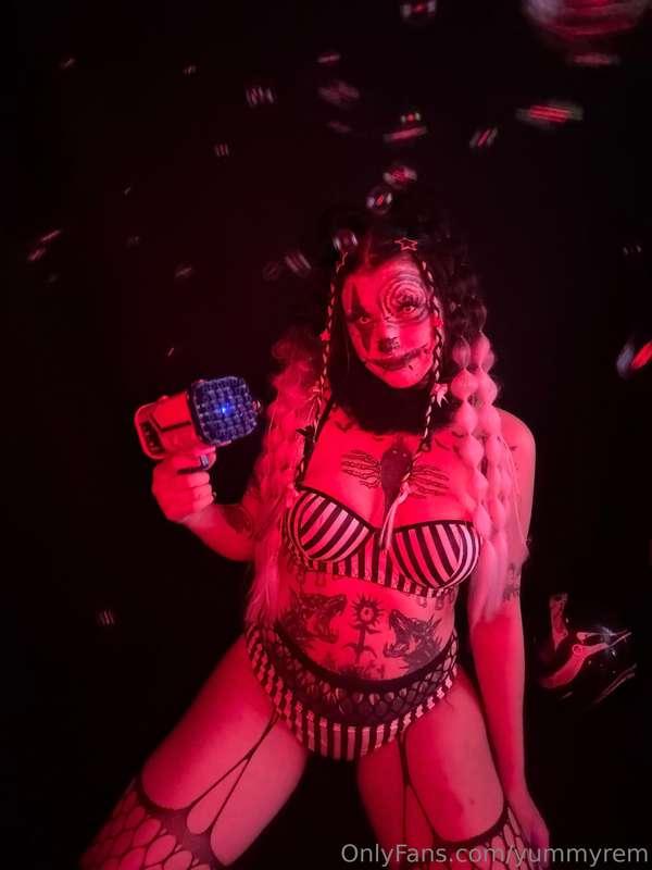 Should I make more solo clown vids???