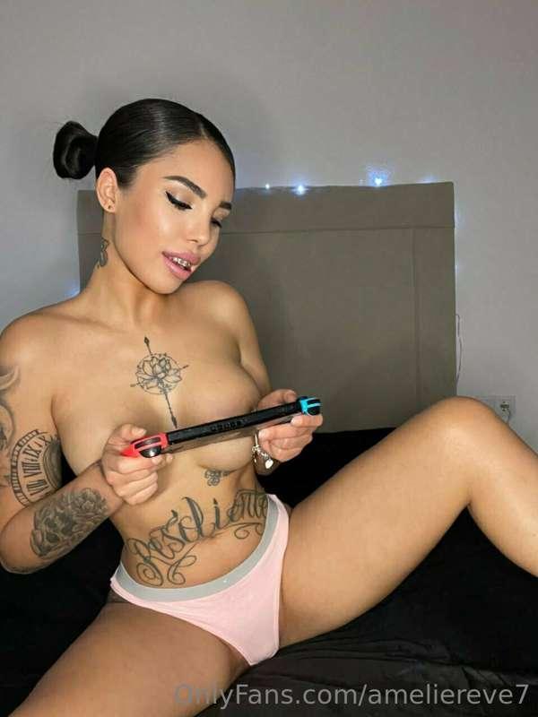 I’m ready to sit on your face daddy 🥵