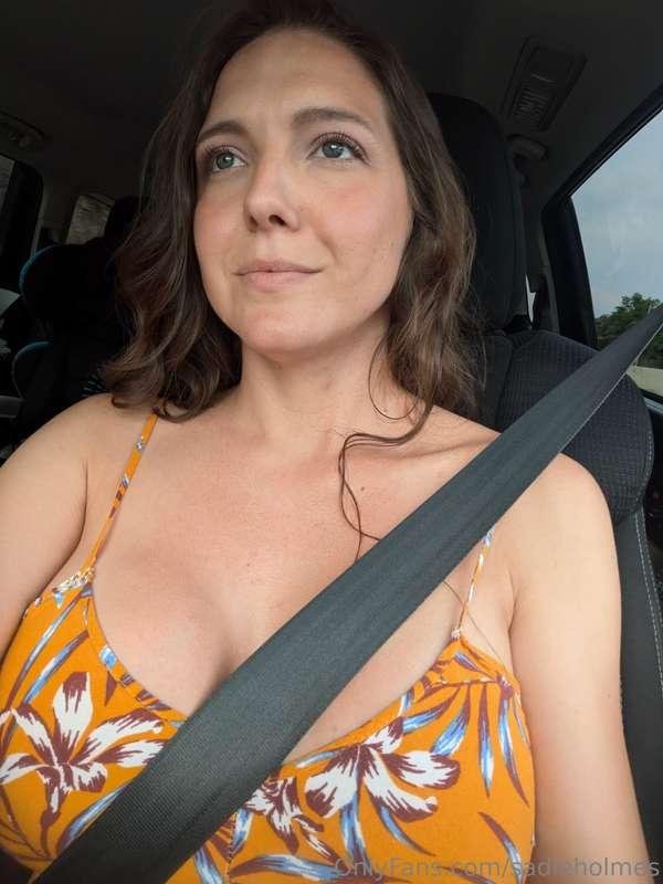 Happy Monday 🧡