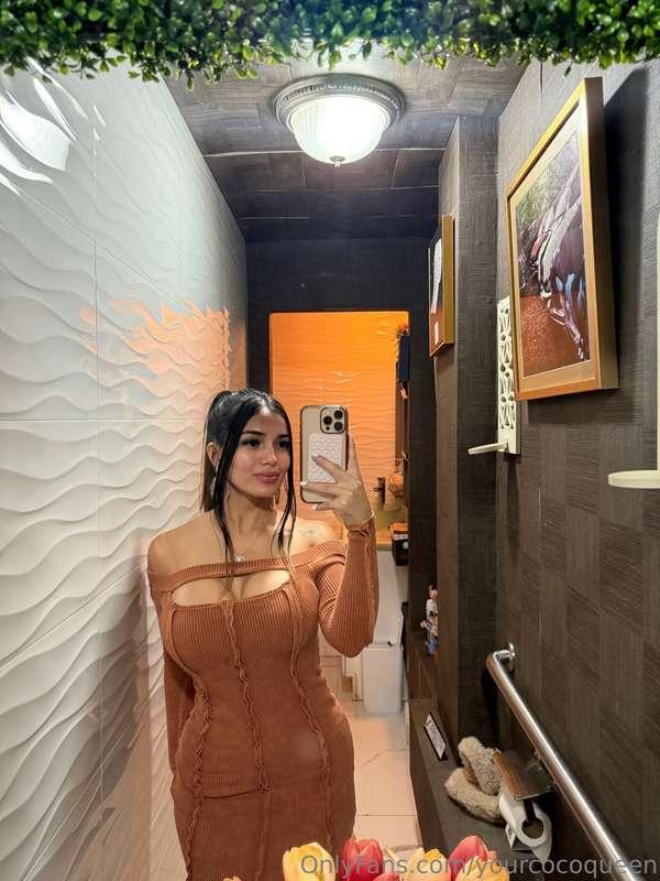 Body so tight I’m making the mirror blush 👀✨