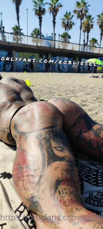 Me and my big ASS chilling on the beach...