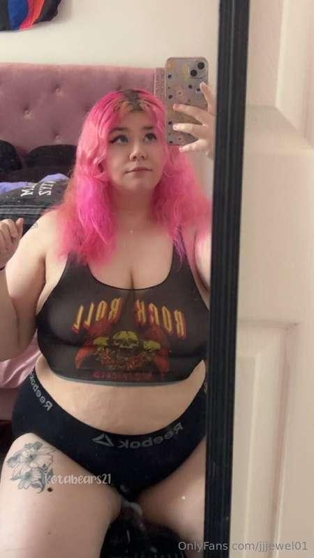 CUM 💦 CELEBRATE THIS BBW SLUTS BIRTHDAY WITH HER TODAY! 🥵 10..