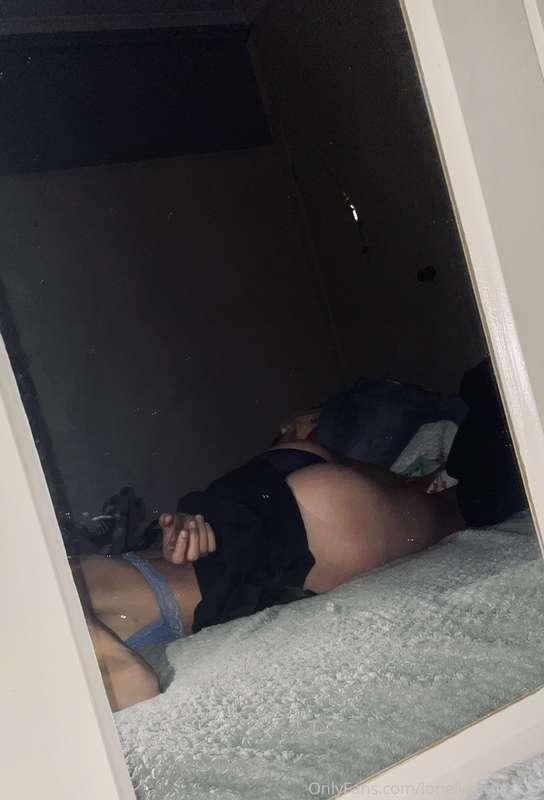 And it went like oop ✨🦋 Message me what you would do to me…...