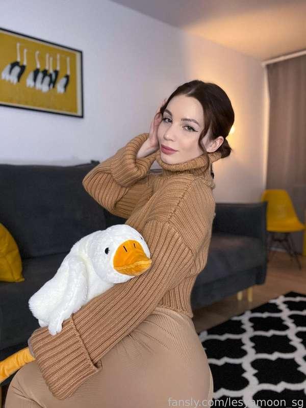 Cozy day 🥰

#fyp #brunette #teen #cutie #leggings #petite #cutegirl #sexting