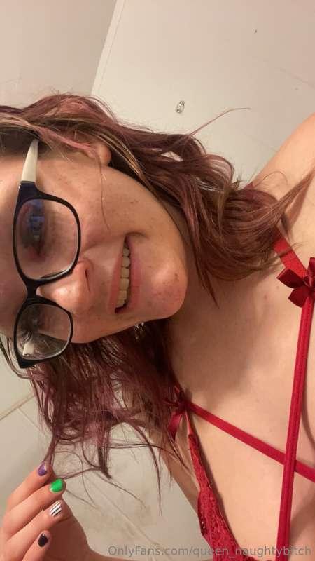 queen_naughtybitch image #2