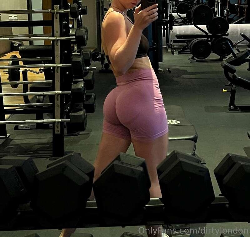 Did you miss me?😈🍑😇