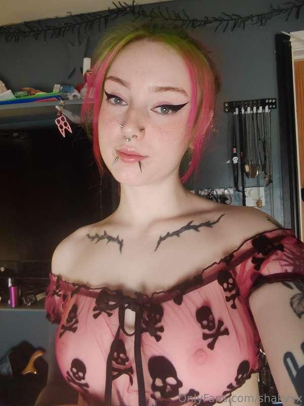 A couple selfies I didn't want to go to waste :3