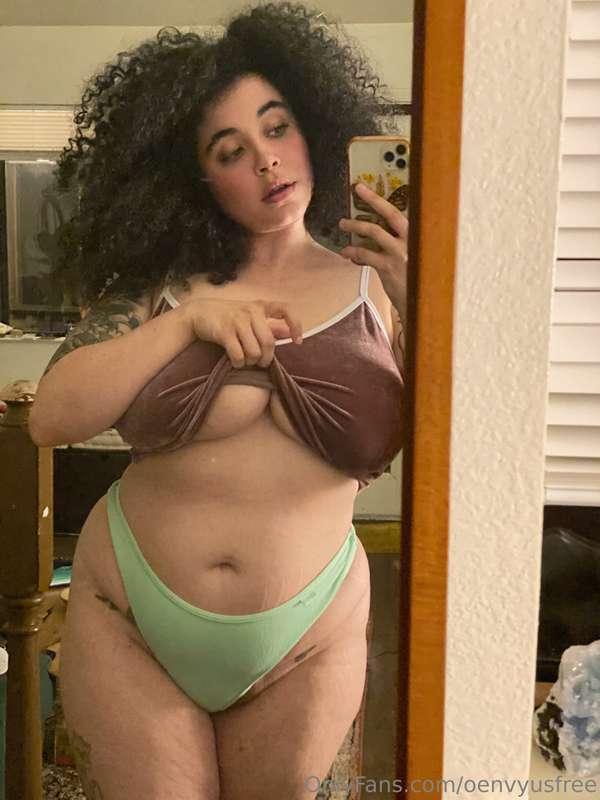 Guess who finished editing her new video and is super horny ..