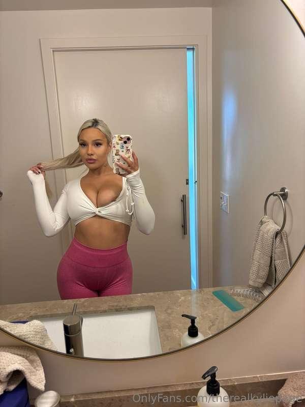 Can I pull your hair?🥵