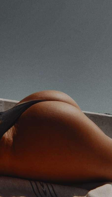 This was the picture that got me banned from Instagram 😂 pos..